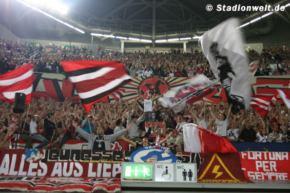 http://www.qpic.ws/images/nOC26594.jpg
