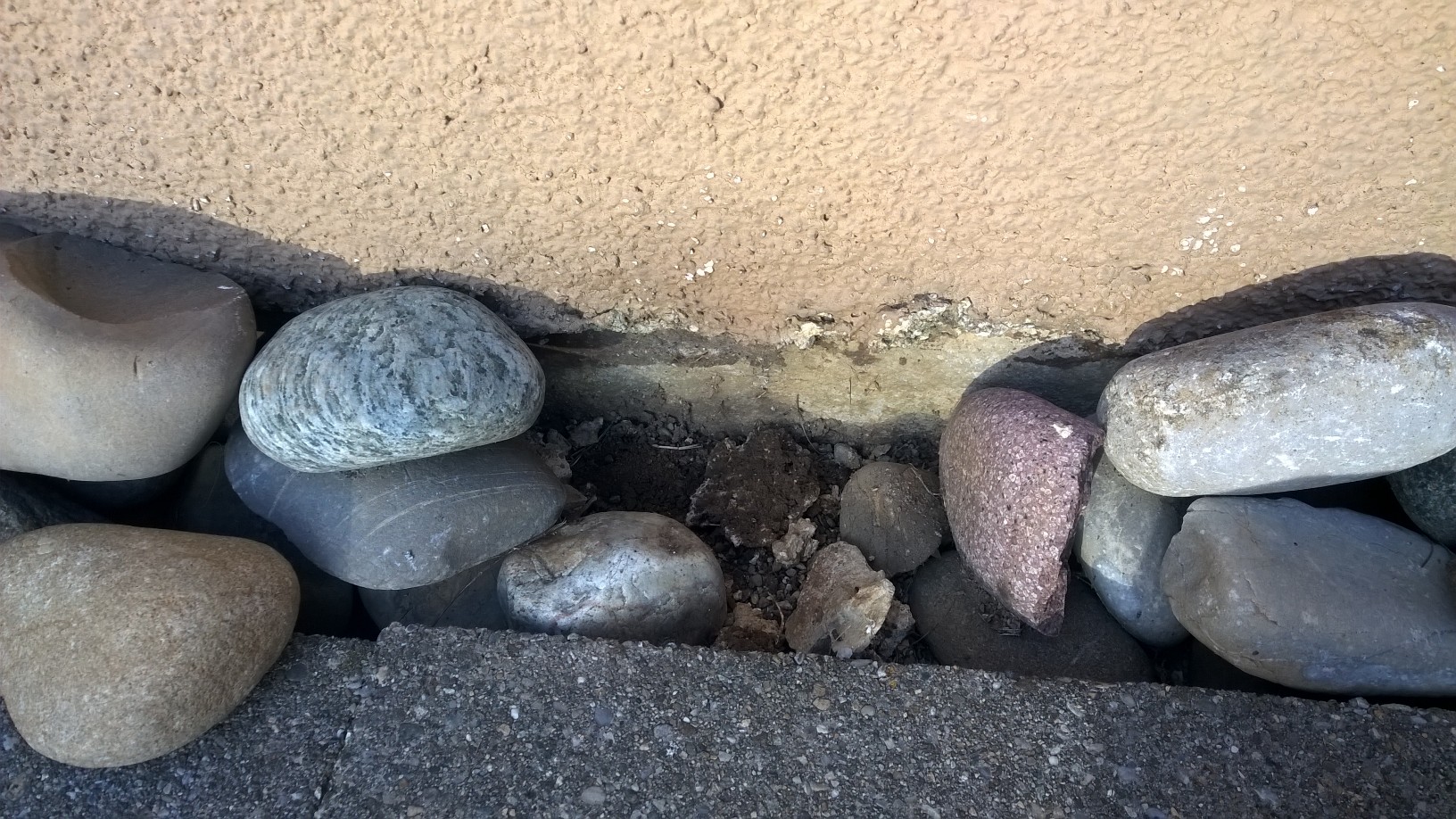 Spritzschutz am Haus in diesem Fall notwendig? - HaustechnikDialog