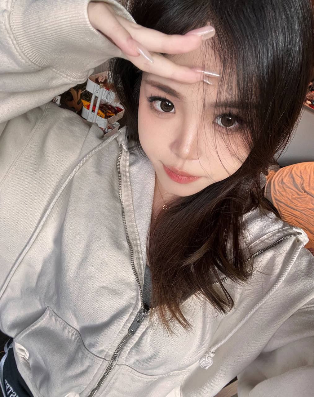 极品小烧杯颜射[24P]