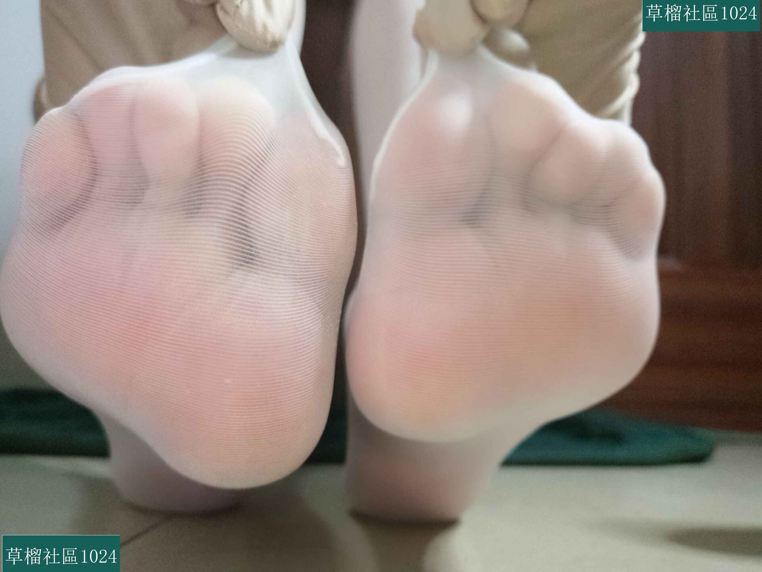 一看见丝袜就走不动道，一见体操服就动起来了[120P]