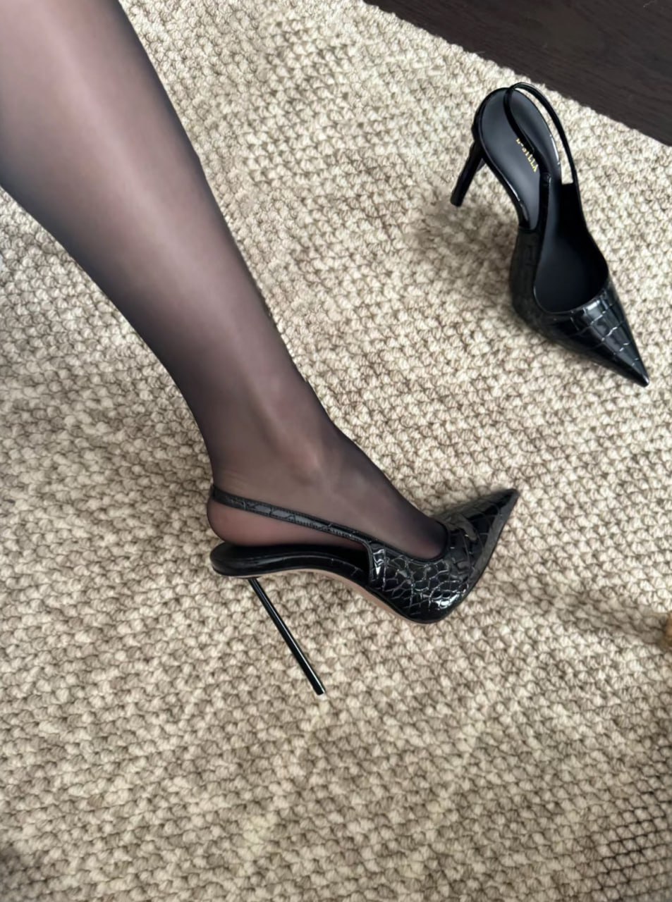 网友征服的反差婊精选7[100P]