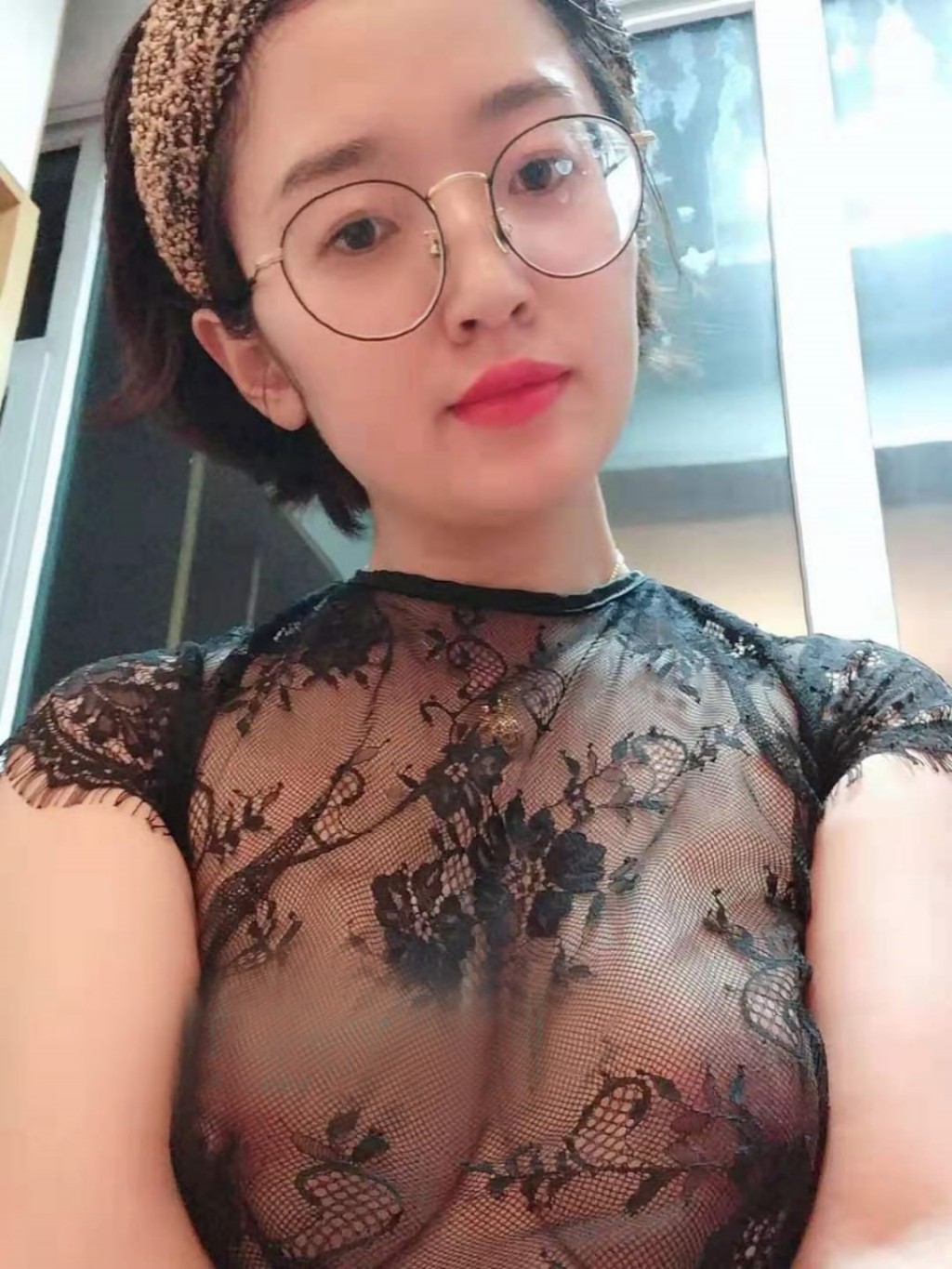 人前女神/乖乖女，人后骚妇/欲女系列-第11期[100P]